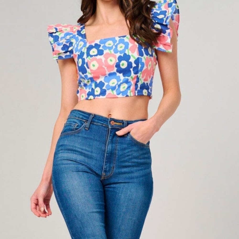 Baevely Ruffle Sleeve Square Neck Blue Floral Crop Top Smocked Back